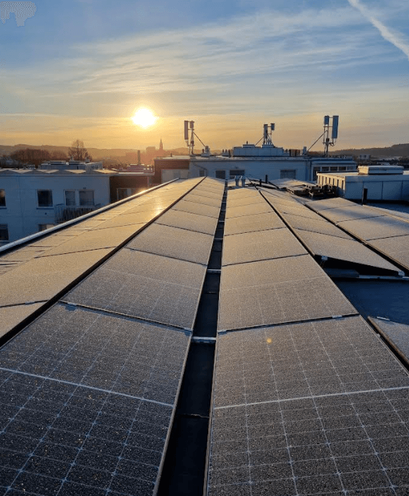 Solcellar på tak i Borås